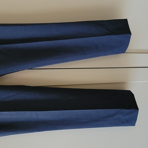 THEORY navy blue dress pants. SZ 4 - Picture 7 of 11